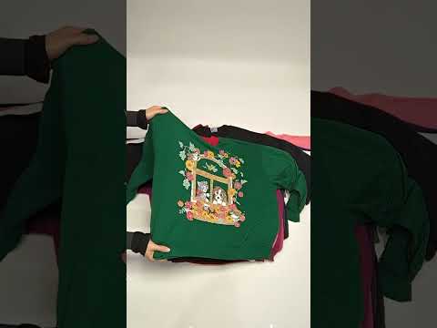 Recycle Grandma Sweatshirts 28 pcs 27 lbs A0326613-23