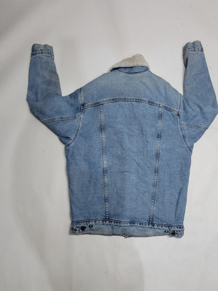 Levis Sherpa Trucker Jacket 1 pc