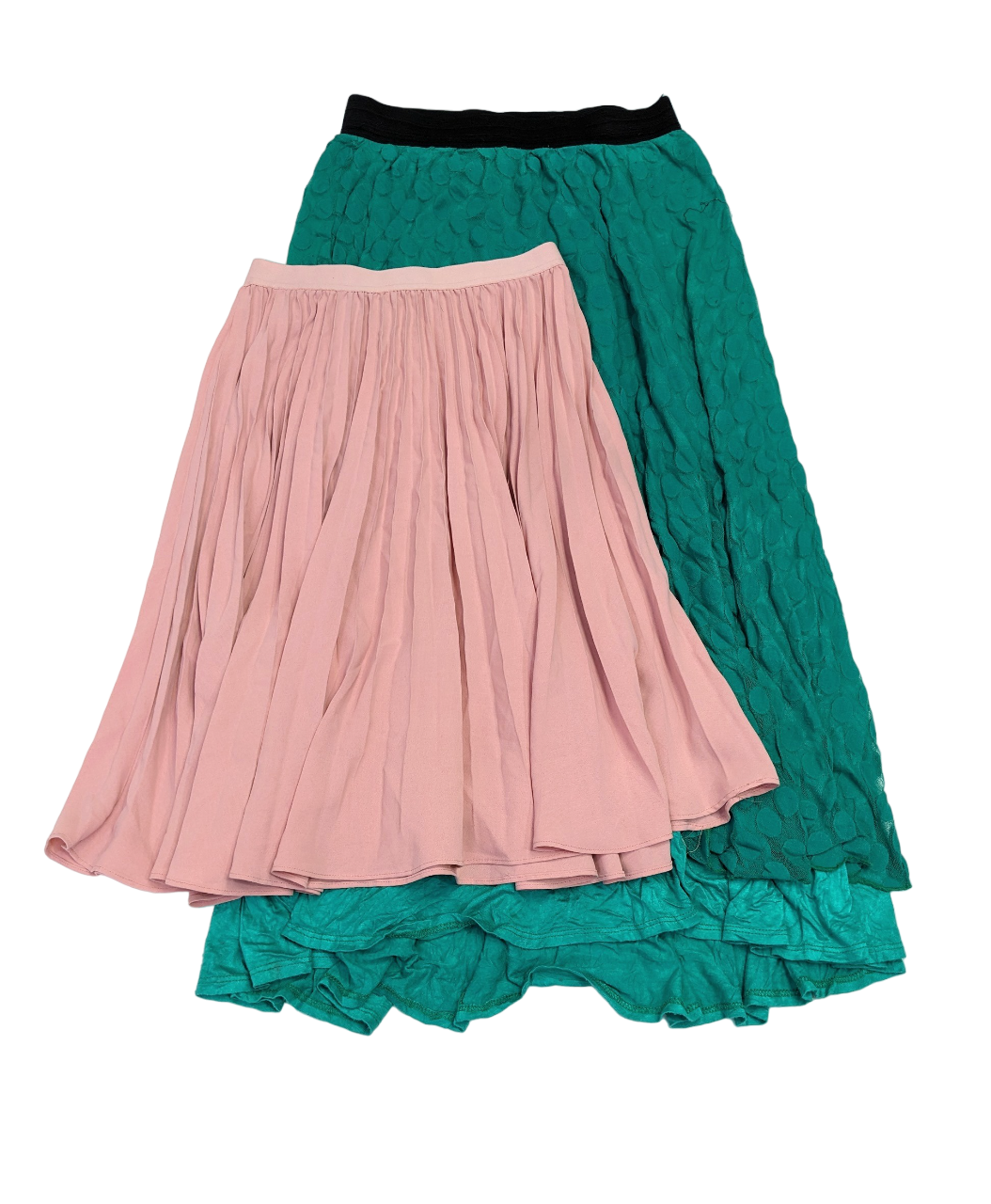 Weekend Skirts 30 pcs 21 lbs E1114630-16