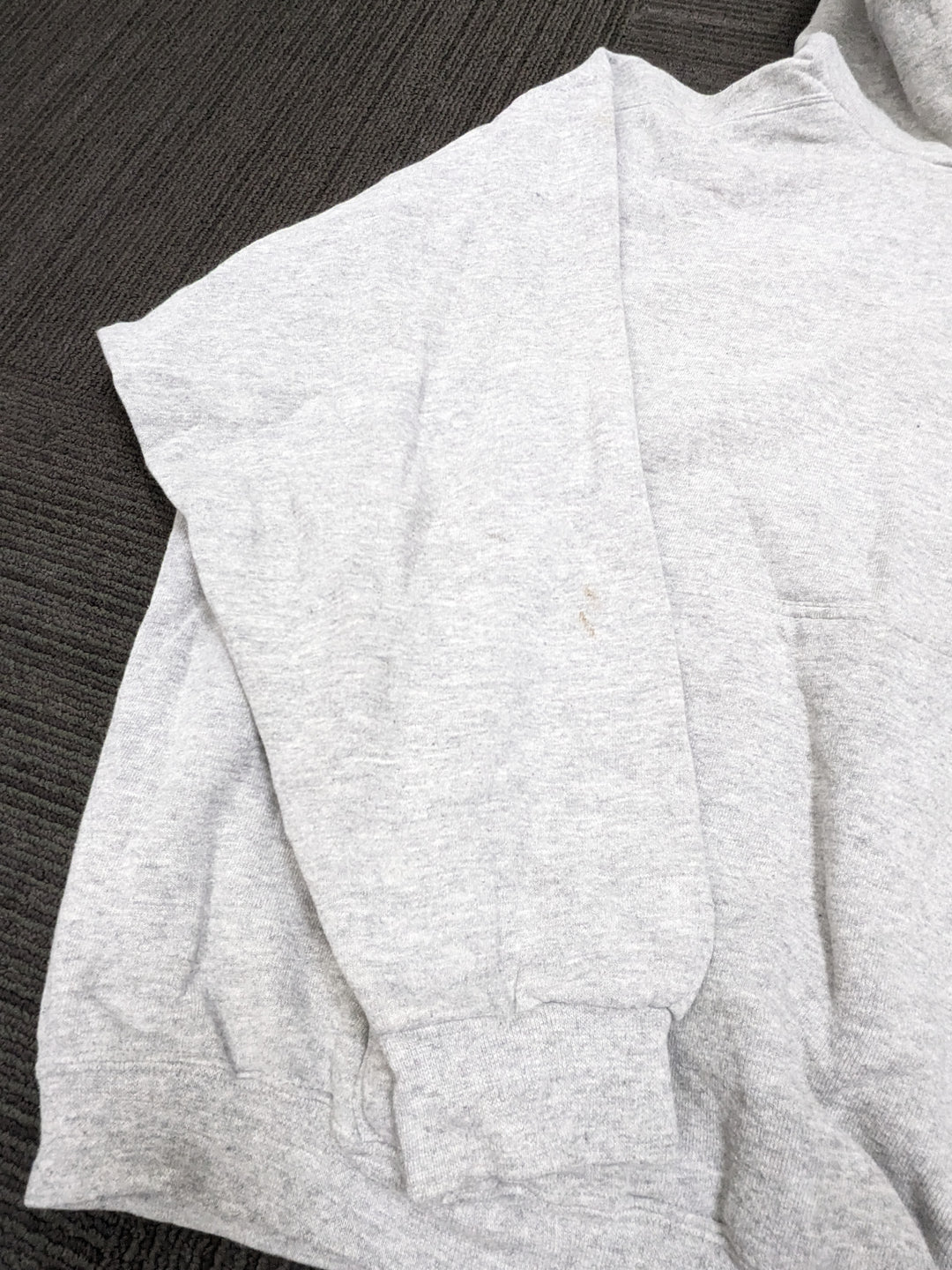 Nike Sweatshirt 1 pc 3.8 lbs C0111710-05 - Raghouse