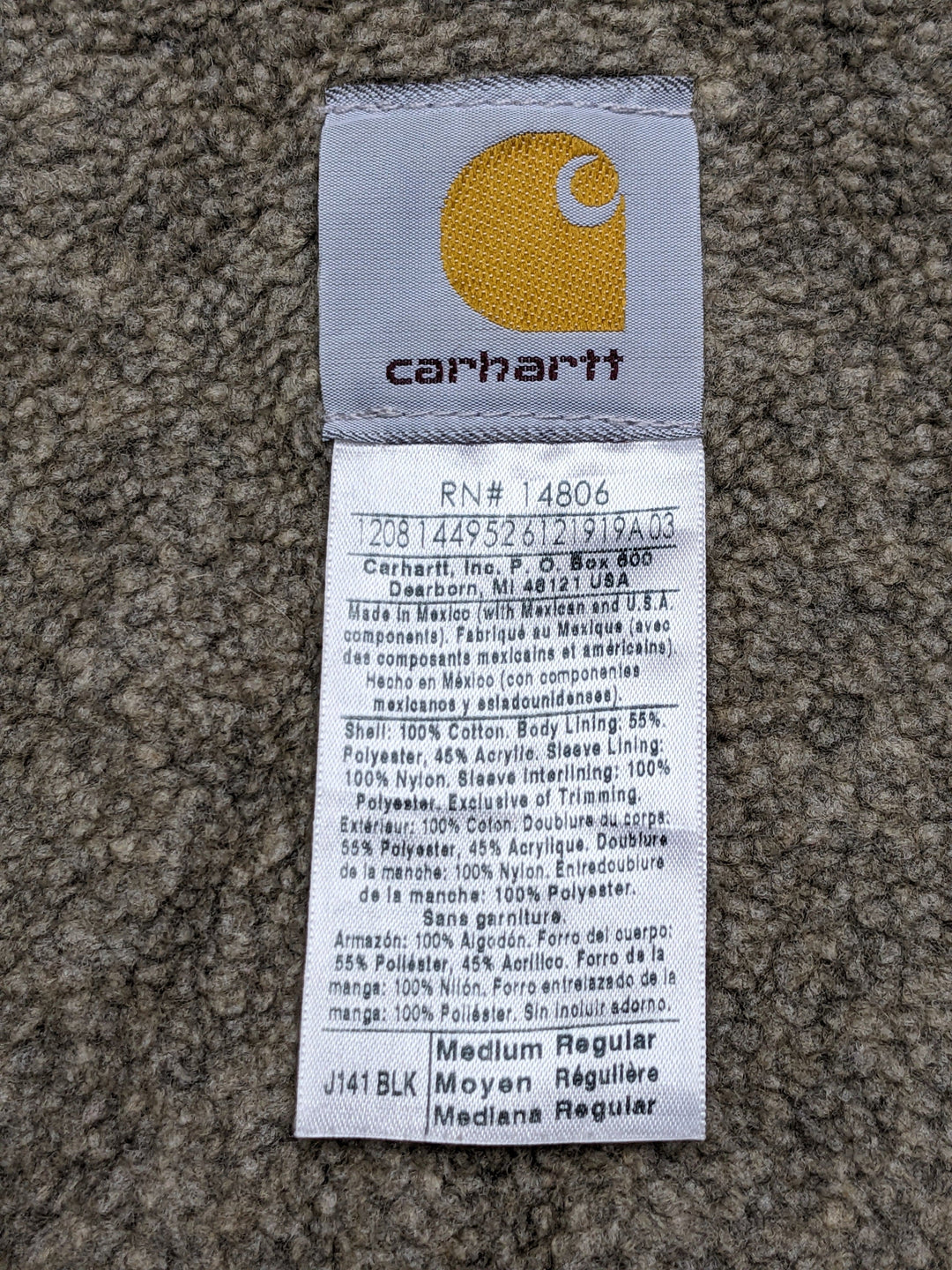 Carhartt J141 Jacket 1 pc 3 lbs C0422221-05