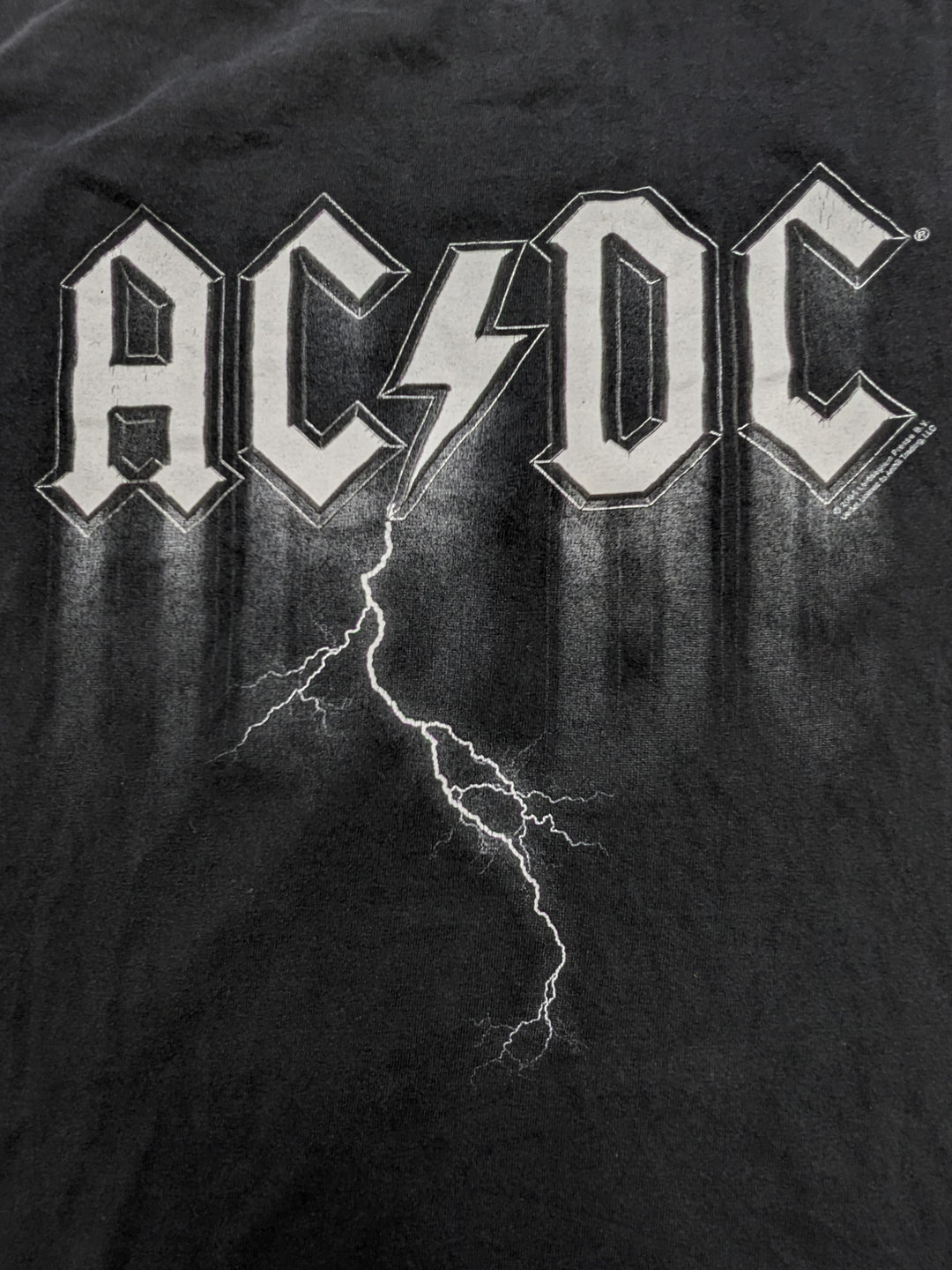 Vintage 2004 ACDC T-Shirt 1 pc 1 lb B0423219