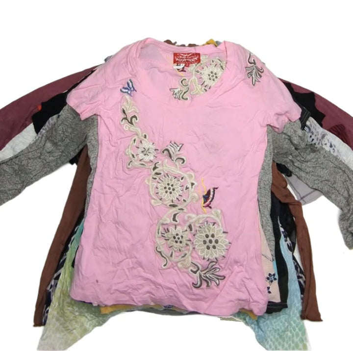 Abbie Recycle & Good Tees & Tops 84 pcs