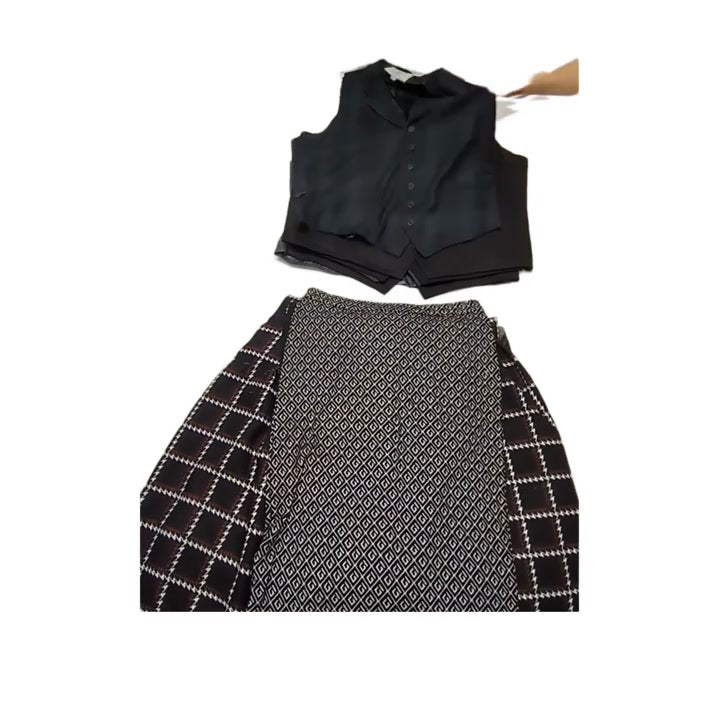 Araceli Skirts & Vests 33 pcs