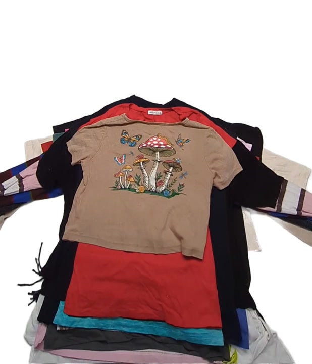 Baby + Graphic + Concert & More Girls Tees Unsorted 78 pcs