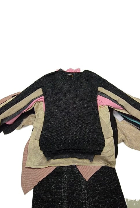 Bling Bling Sweaters 35 pcs