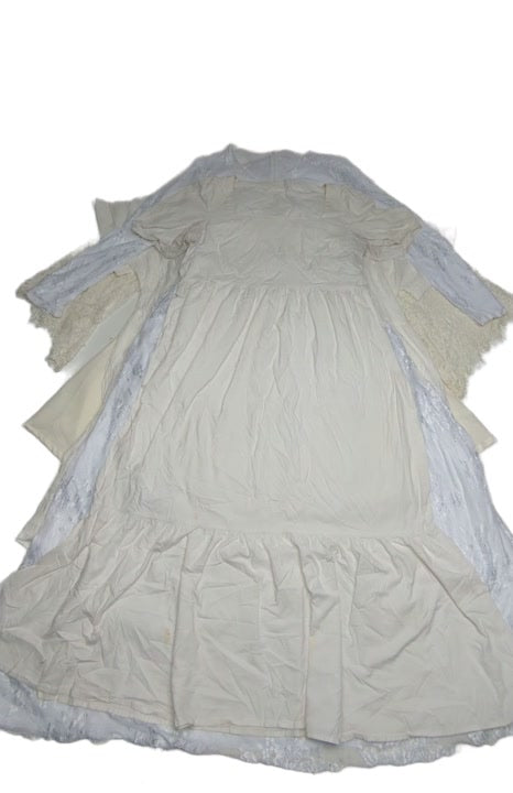 Dirty White Dresses 32 pcs