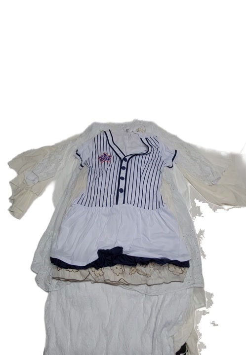 Dirty White Dresses 39 pcs