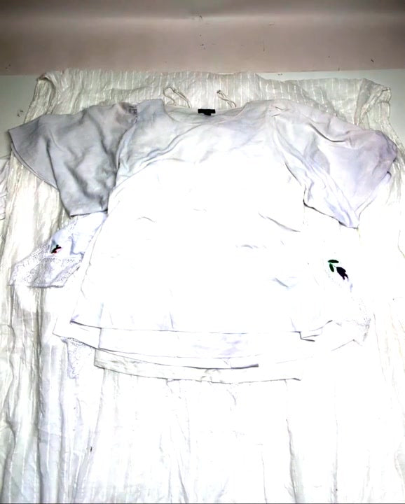 Dirty White Odds & Ends 15 pcs