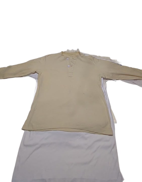 Dirty White Single Stitch Blank T-Shirts 22 pcs