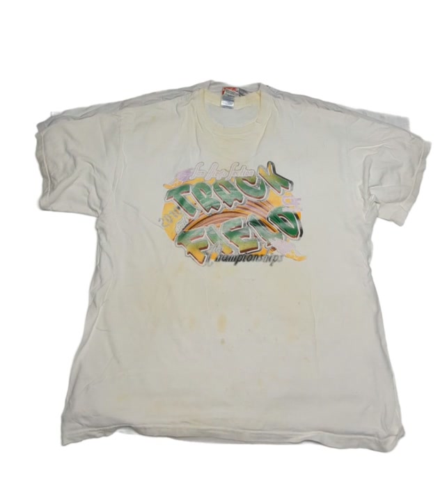 Dirty White Vintage & Graphic T-Shirts 40 pcs