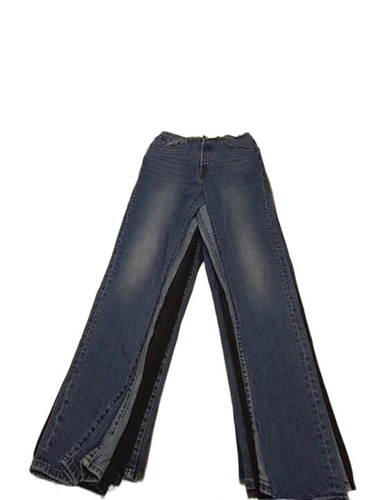 Ladies Levis 26 pcs