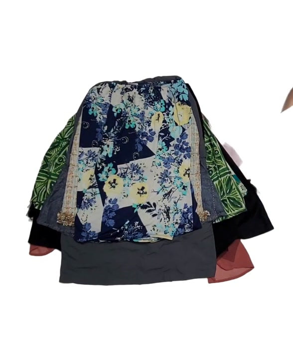 Mini + Y2K & More Skirts 65 pcs