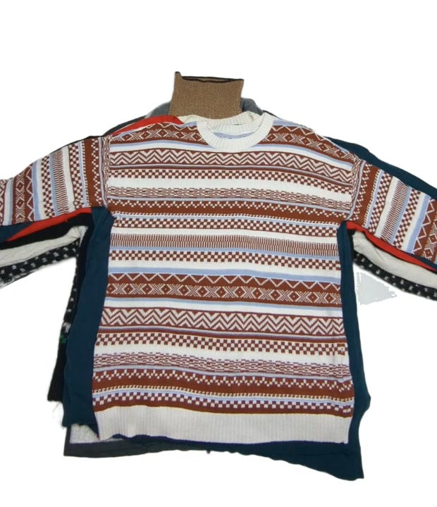 Minimalist Christmas Sweaters 16 pcs