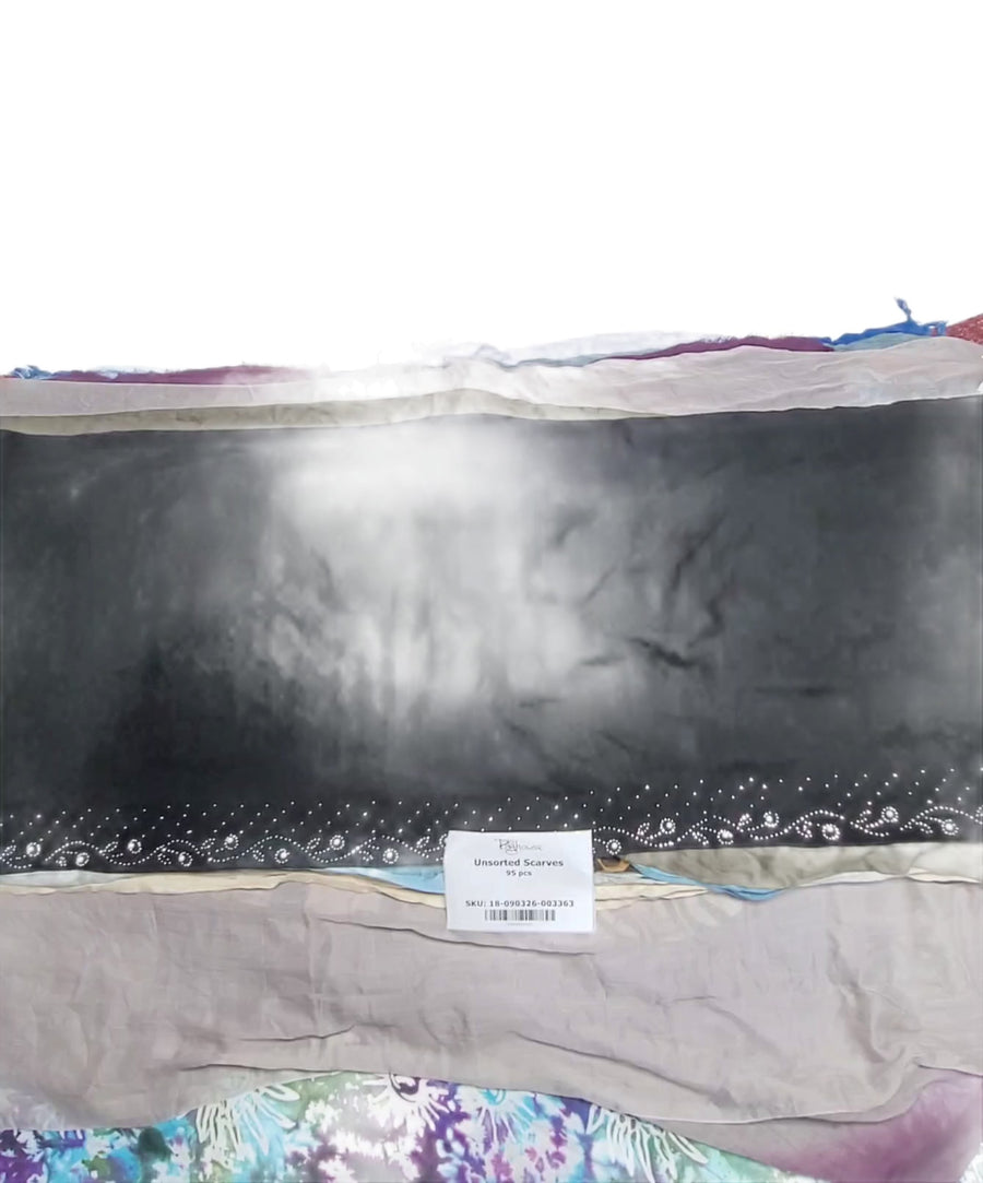 Big Scarves Unsorted 95 pcs