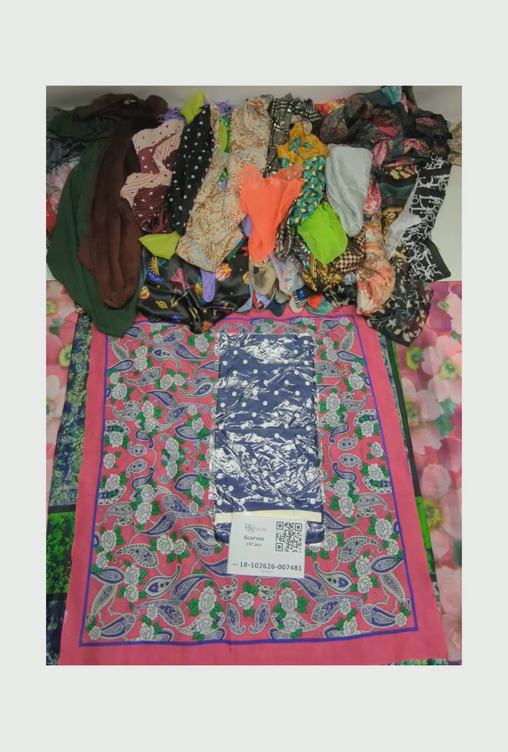 Scarves 197 pcs