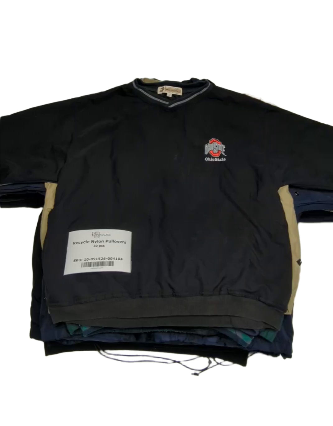 Recycle Nylon Pullovers 30 pcs