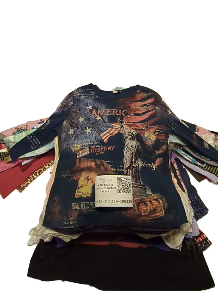 Y2K Tees & Tops Unsorted 91 pcs