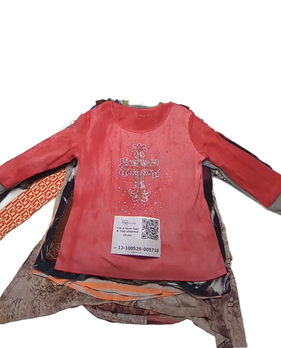 Y2K & More Tees & Tops Unsorted 29 pcs