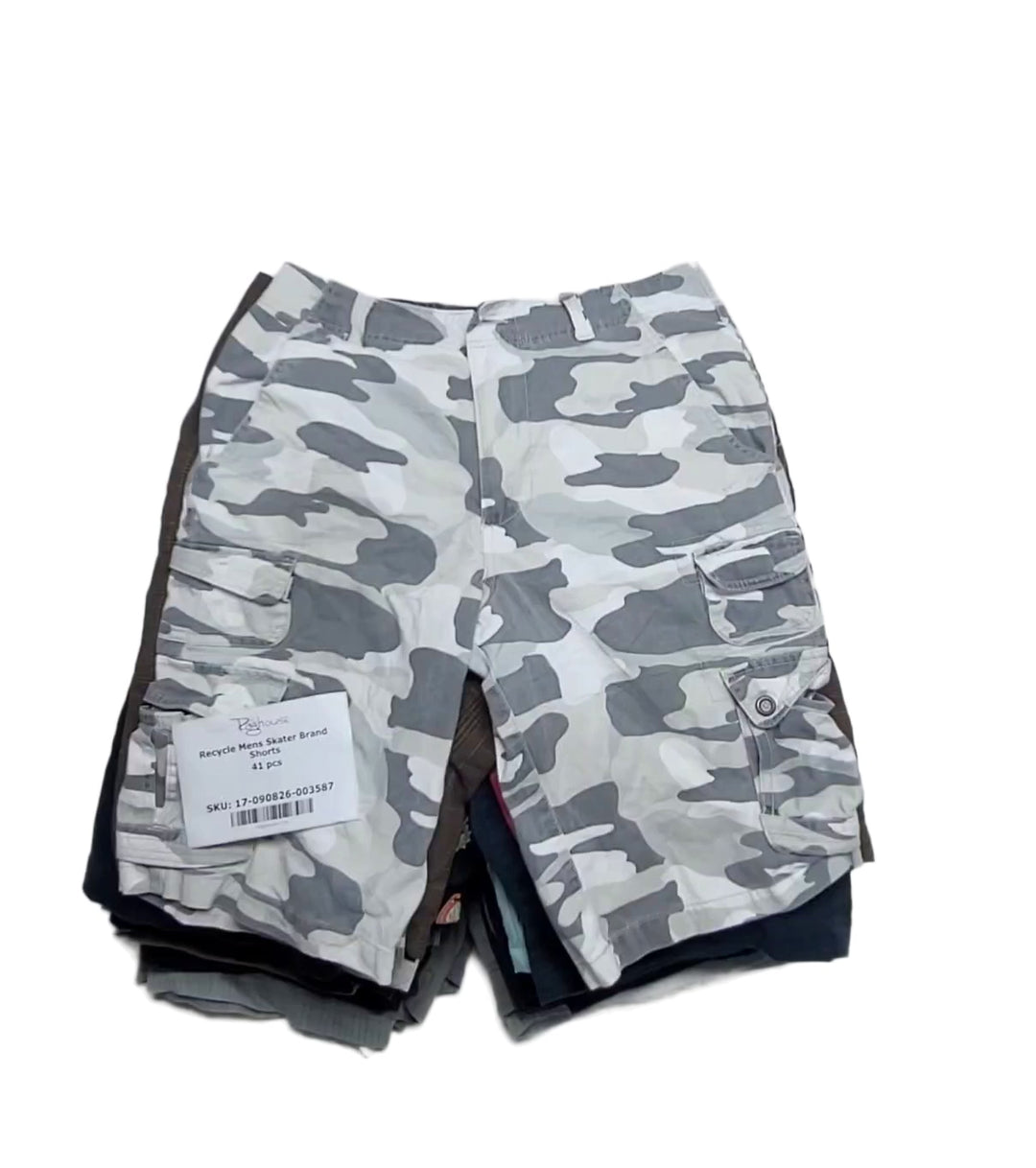 Recycle Mens Skater Brand Shorts 41 pcs
