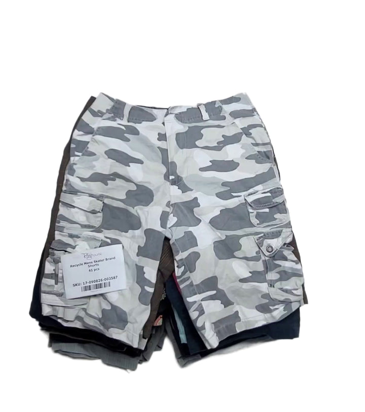 Recycle Mens Skater Brand Shorts 41 pcs