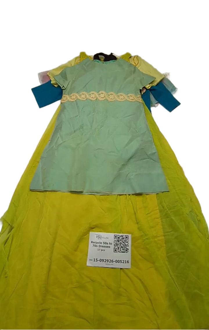 Recycle 50s to 70s Dresses 17 pcs