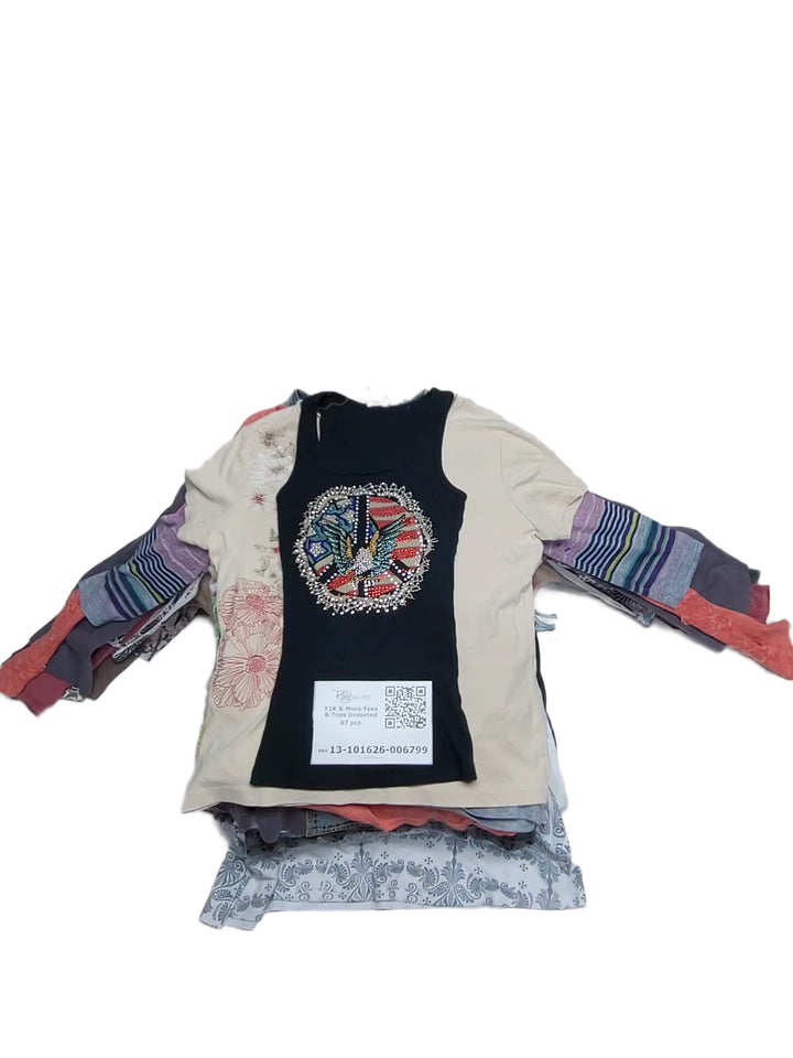 Y2K & More Tees & Tops Unsorted 87 pcs