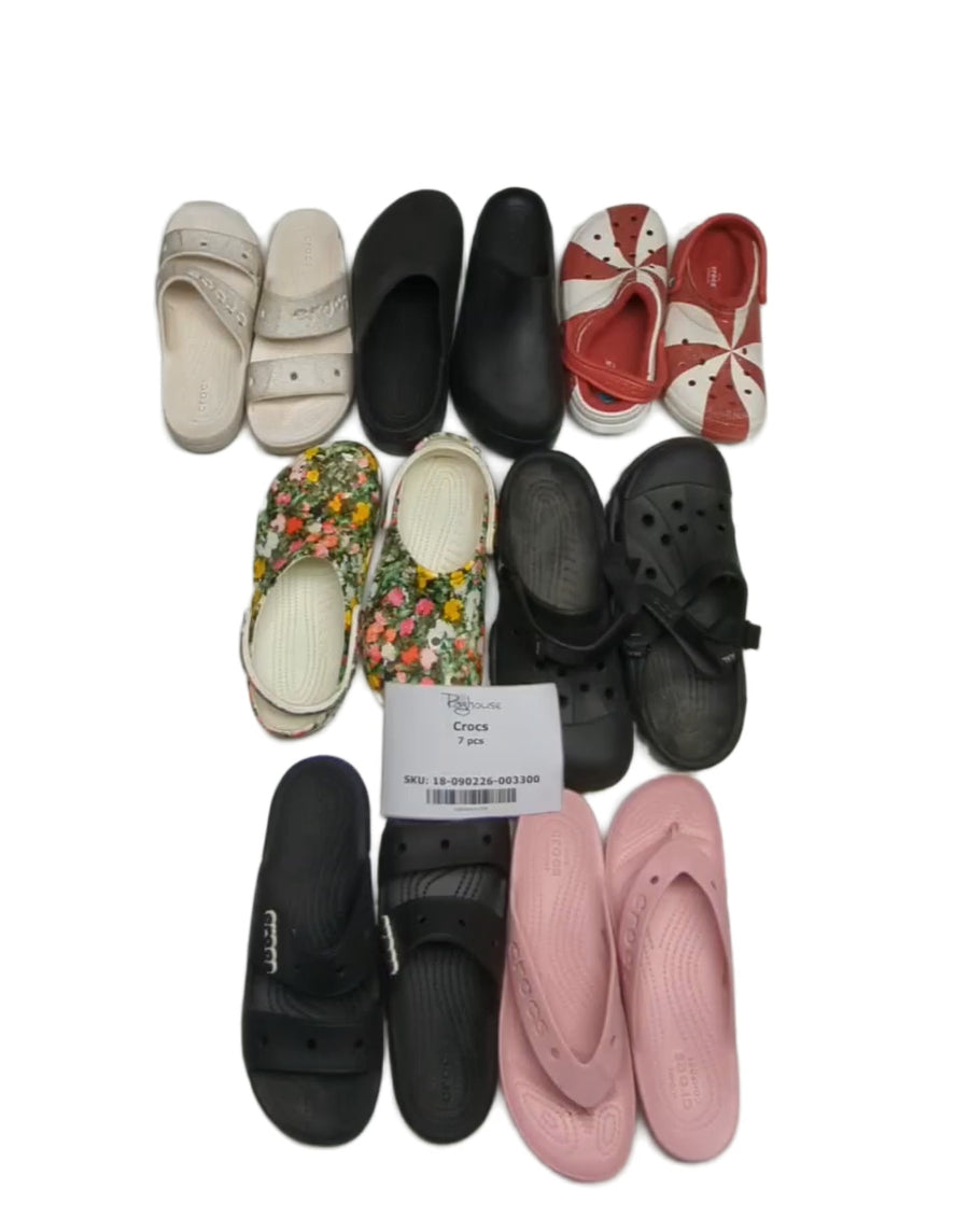 Crocs 7 pcs