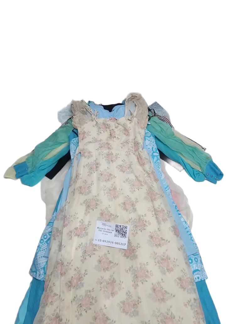 Recycle 50s to 70s Dresses 17 pcs