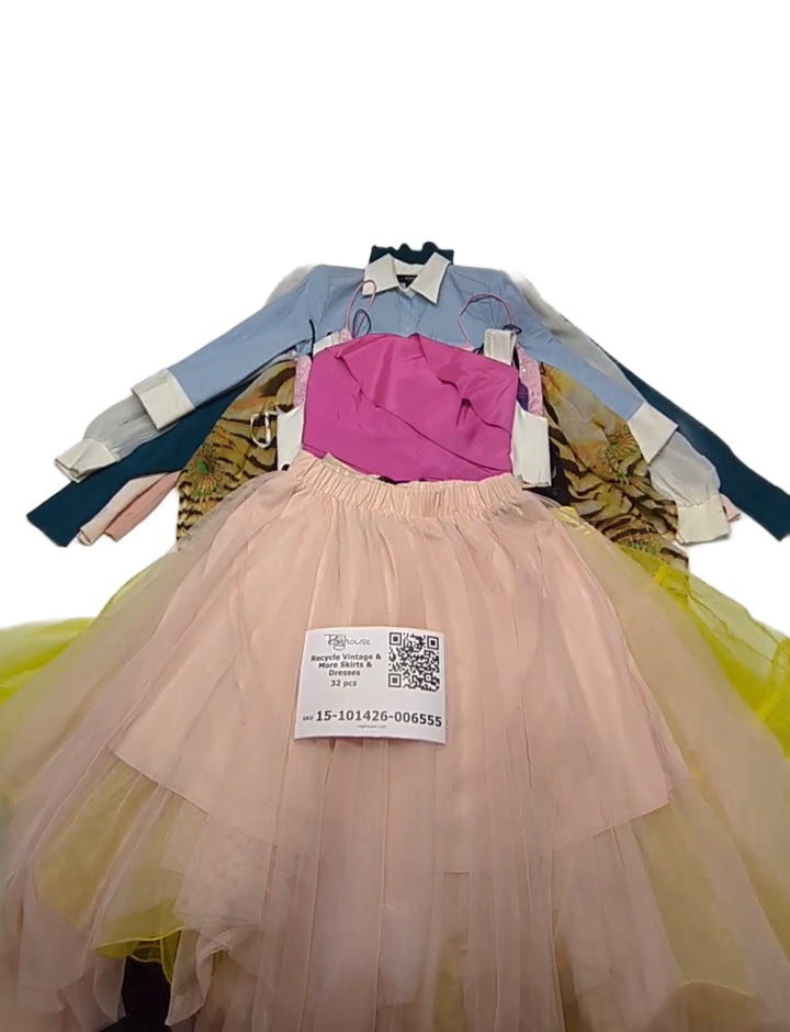 Recycle Vintage & More Skirts & Dresses 32 pcs