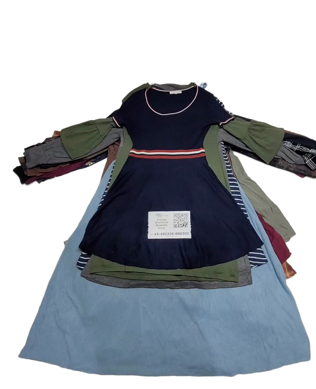 Trendy Weekend Dresses 35 pcs