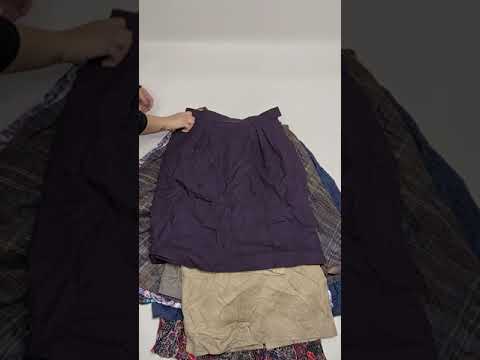 Vintage Skirts 51 pcs 33 lbs C0418524-23