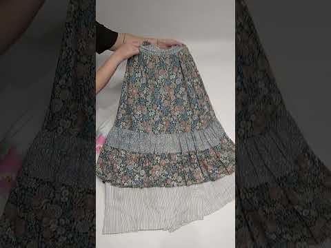 Recycle Vintage Skirts 32 pcs 21 lbs B0415504-16