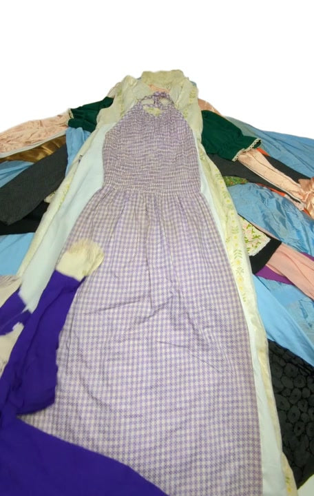 Recycle 50s to 70s Dresses 24 pcs