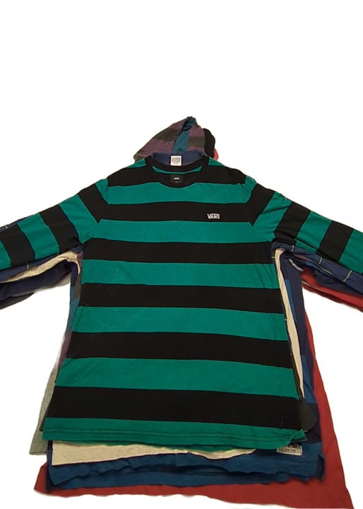 Recycle Brand & Skate Long Sleeves 34 pcs