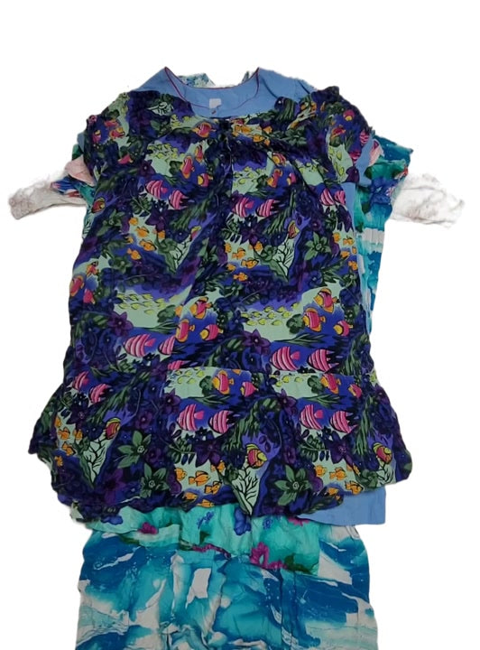 Recycle Caftans Mumus & Housecoats 29 pcs