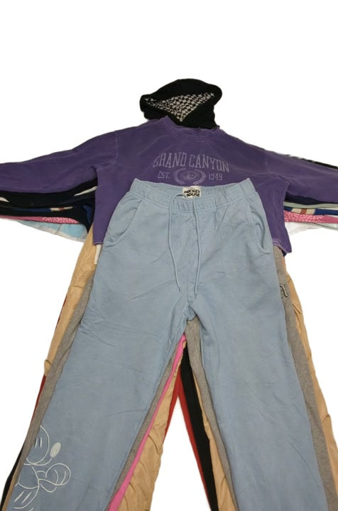 Recycle Crop Sweatshirts & Joggers 29 pcs