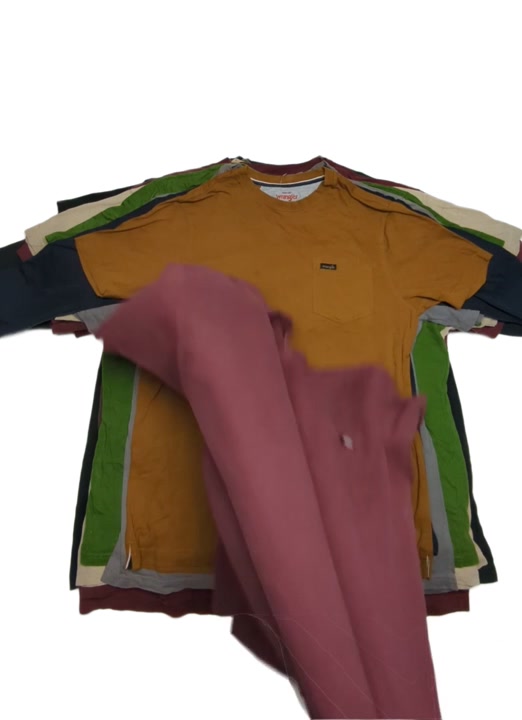 Recycle Dickies & Wrangler T-Shirts 34 pcs