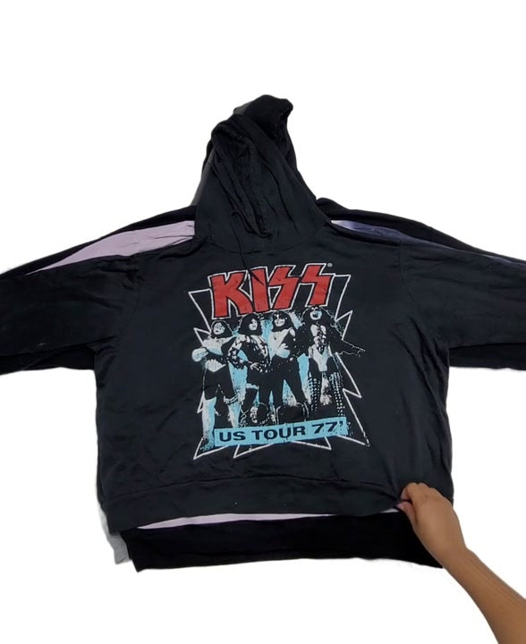Recycle & Good Concert Sweatshirts 22 pcs
