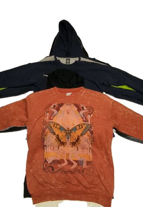 Recycle & Good Girls Sports + Graphic Sweatshirts 23 pcs