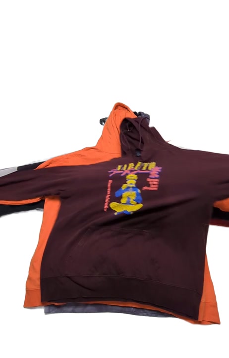 Recycle & Good Graphic Over Size Sweatshirts 13 pcs