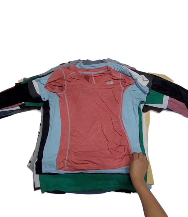Recycle & Good North Face & Patagonia T-Shirts 60 pcs