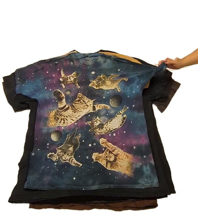 Graphic T-Shirts 22 pcs