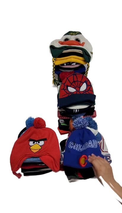 Recycle Knit Hats 84 pcs