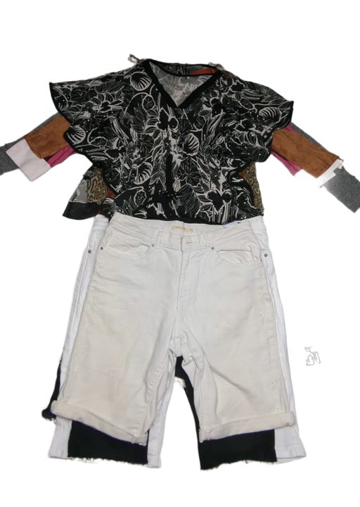 Recycle Levis Denim Shorts + Y2K Blouses 26 pcs