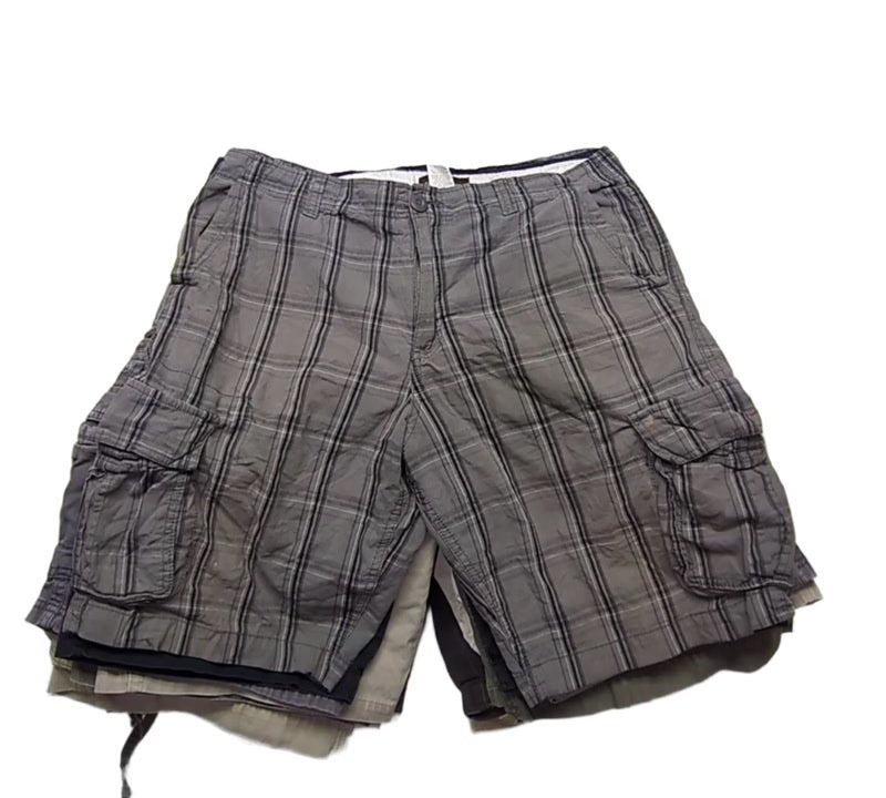 Recycle Mens Cargo Shorts 27 pcs