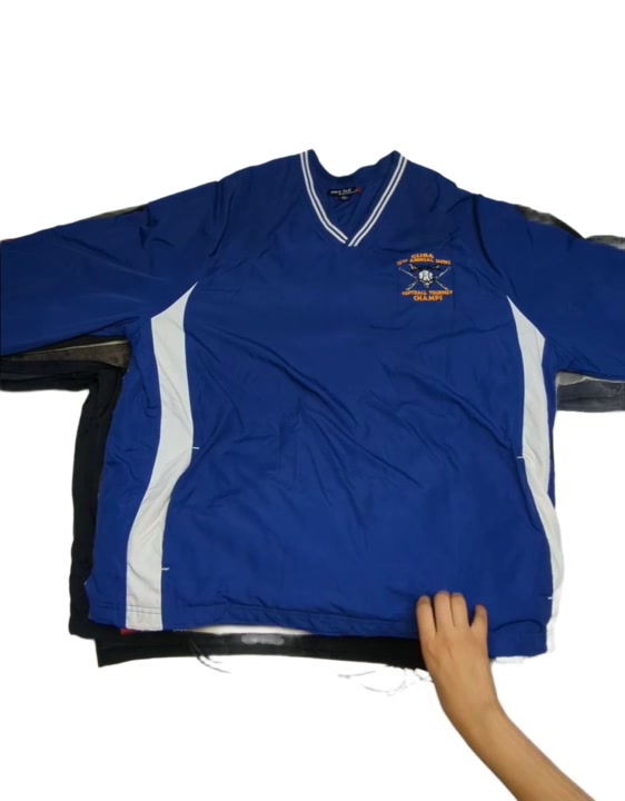 Recycle Nylon Pullovers 30 pcs