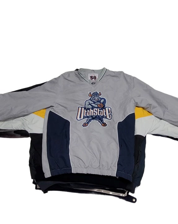 Recycle Nylon Pullovers 30 pcs