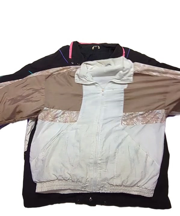 Recycle Vintage Windbreakers & More Jackets 15 pcs