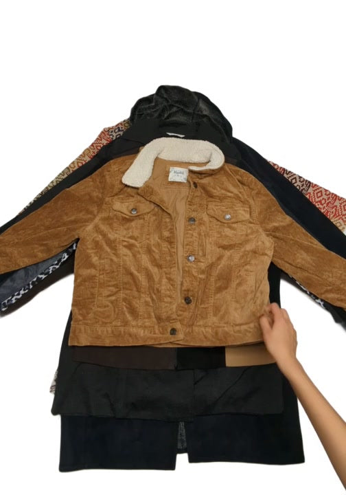 Y2K & More Jackets 16 pcs